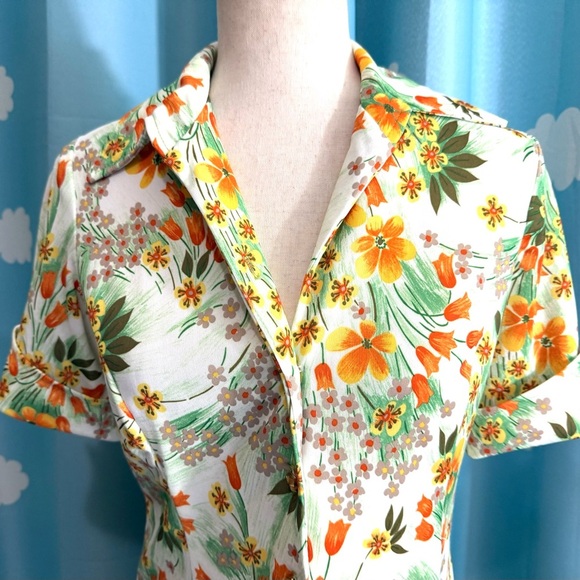 Vintage 70s polyester floral dress. Size s - Picture 6 of 9